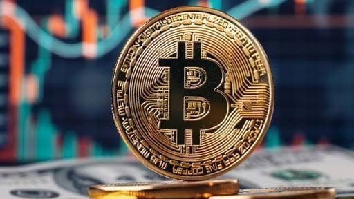 BTC briefly dips below 85,000 short term pressure intensifies as