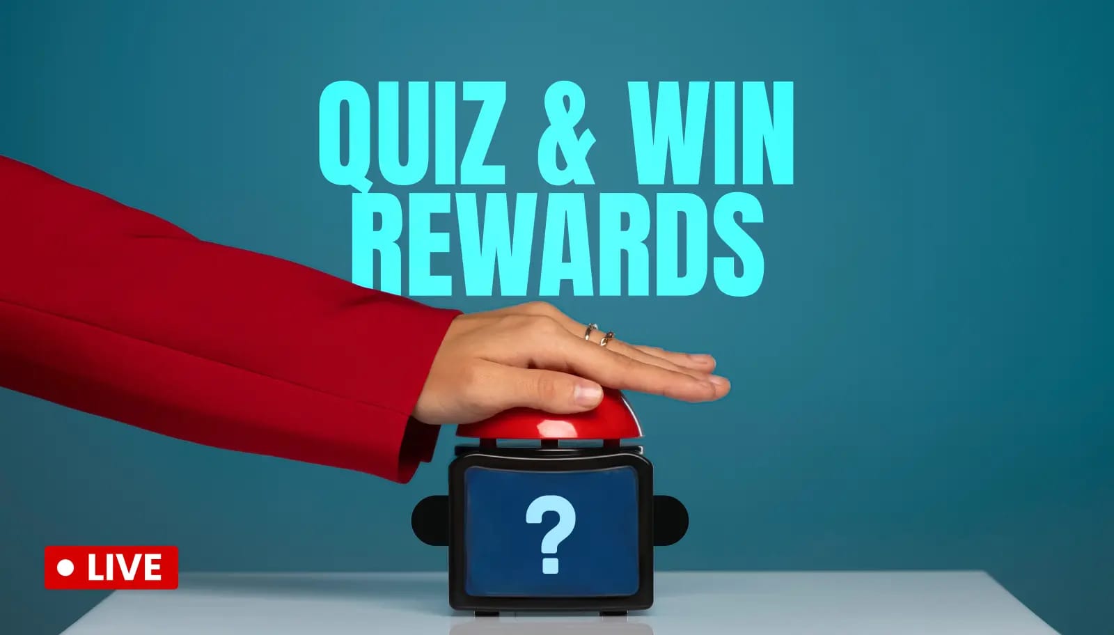 While the crypto market climbs steadily, BTC and ETH funding rates remain in the bearish zone. Is the market brewing a new round of short-squeeze rallies?